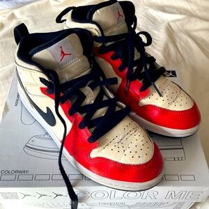 Jordan 1 Mid SS (PS) Youth Sneakers!